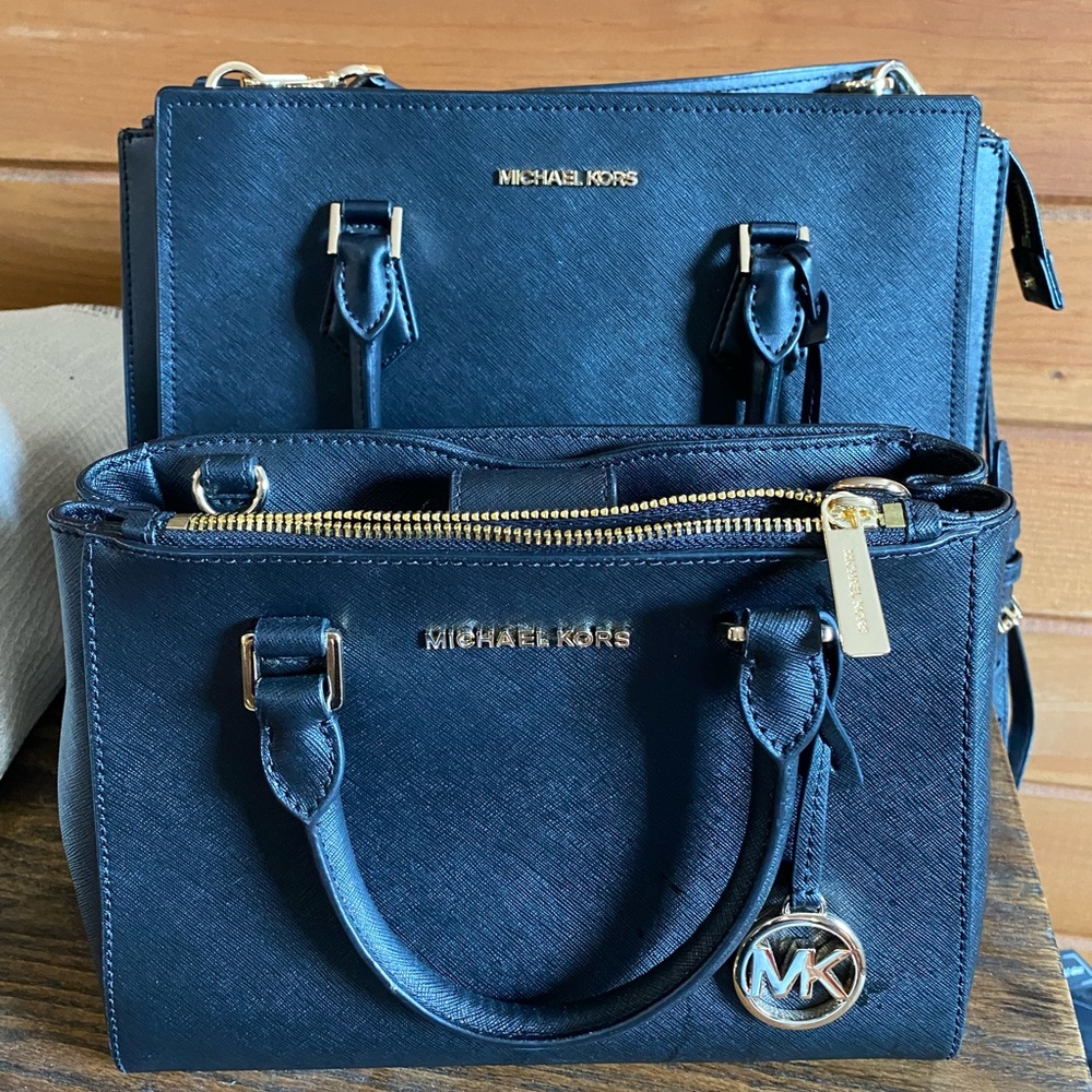Micheal Kors Handbag set Black